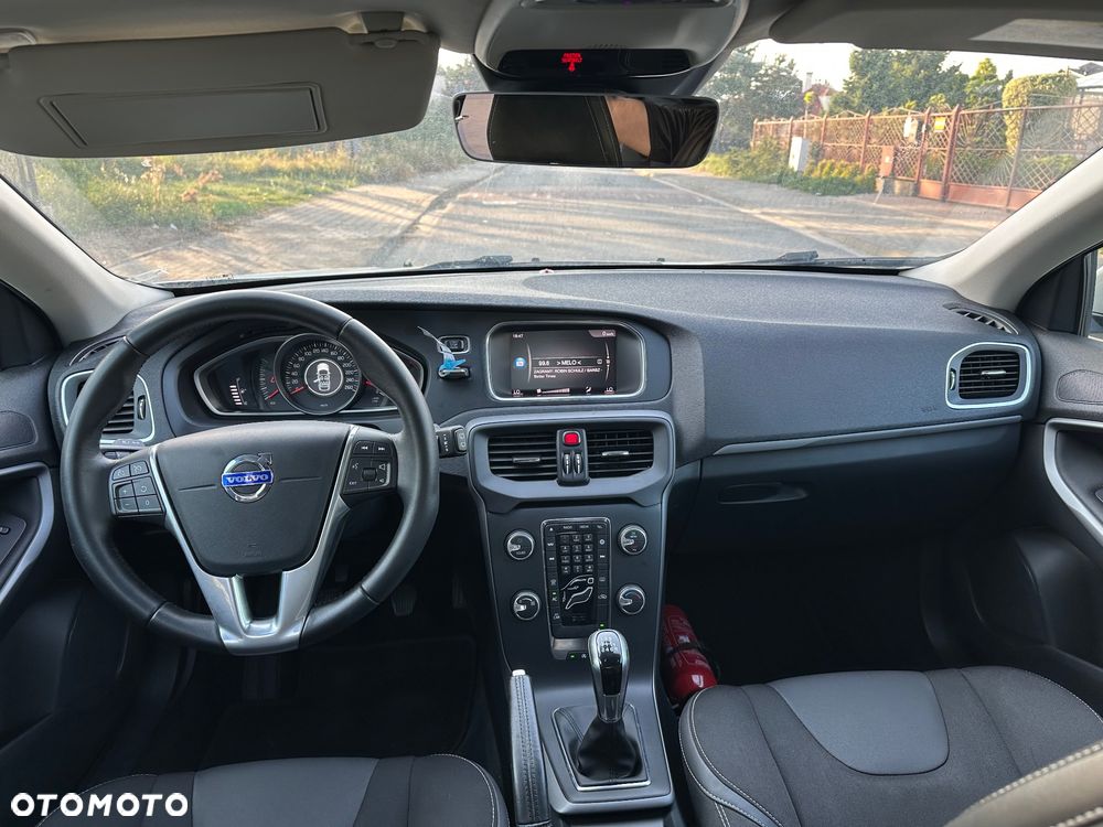 Volvo V40 - 20