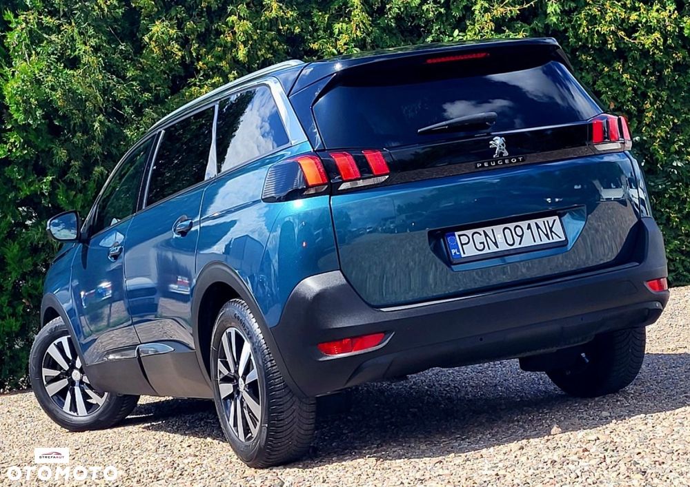 Peugeot 5008 - 24