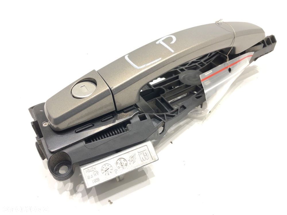 KLAMKA ZEWNĘTRZNA LEWY PRZÓD  OPEL MERIVA B nadwozie wielkoprzestrzenne (MPV) (S10) 2010 - 2017 - 3