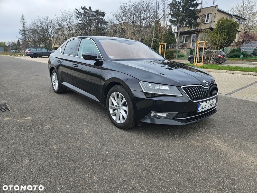 Skoda Superb 2.0 TDI 4x4 Ambition DSG - 4