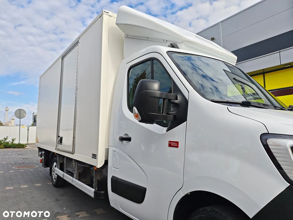 Renault Master - 11