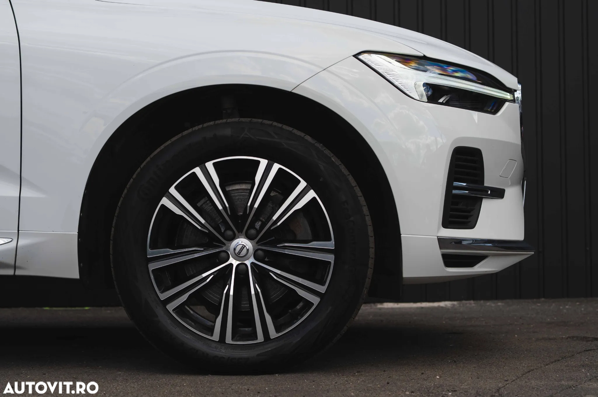 Volvo XC 60 T6 AWD Recharge Geartronic Inscription - 13