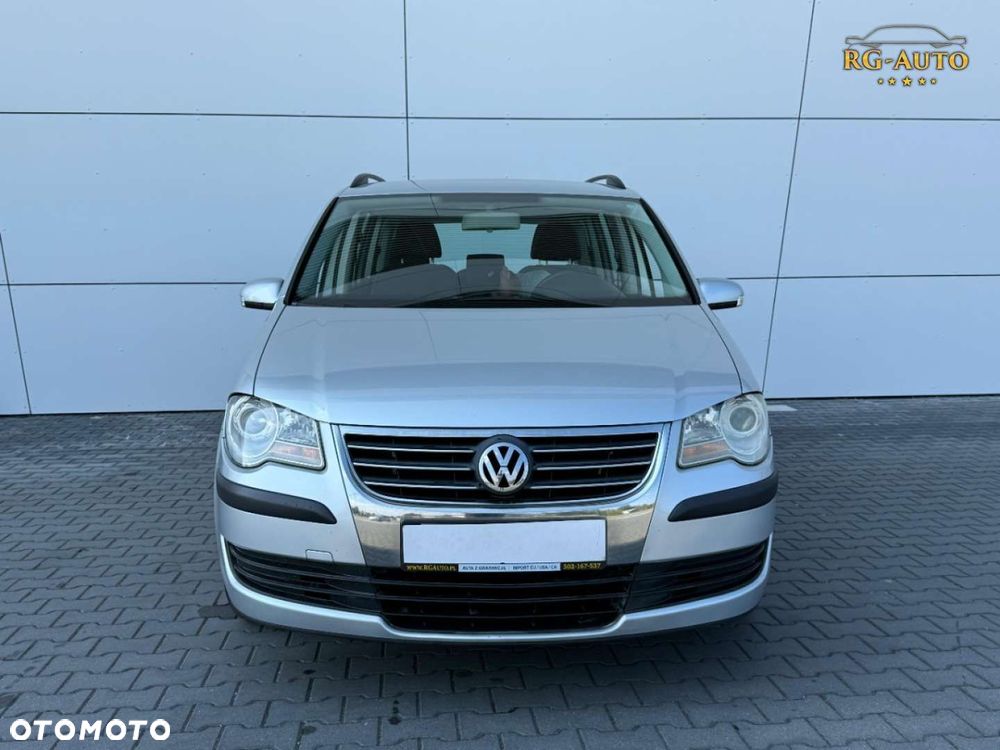 Volkswagen Touran - 15