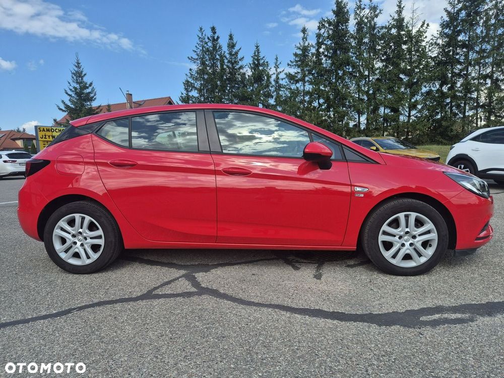 Opel Astra 1.4 T 120 Lat - 4