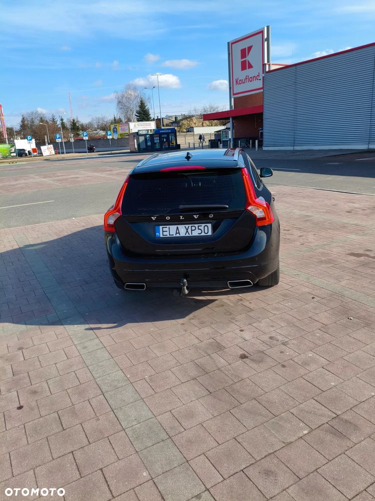 Volvo V60 D4 Drive-E R-Design Summum - 6