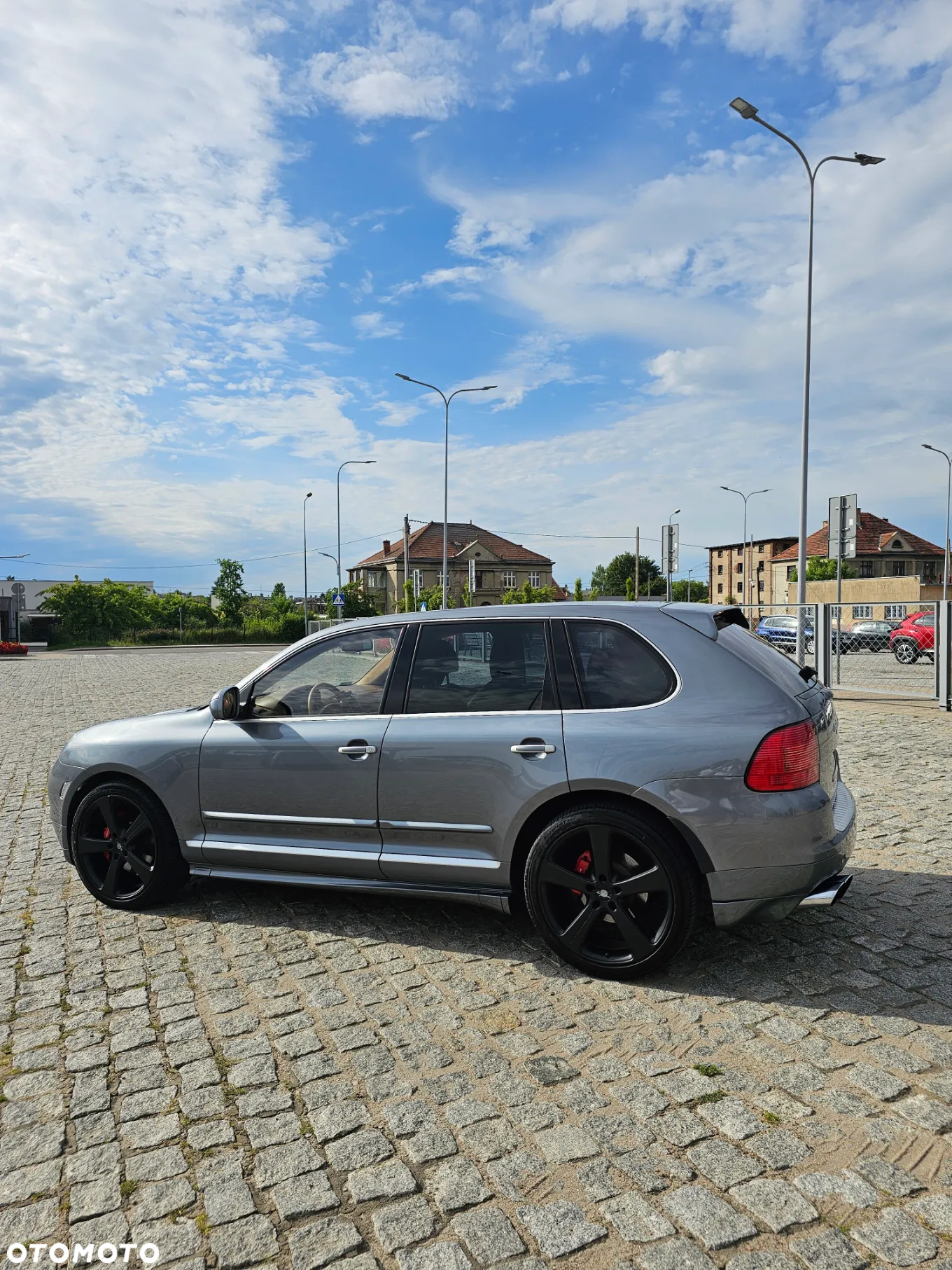 Porsche Cayenne Turbo - 21