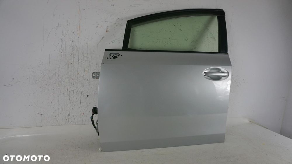 DRZWI LEWY PRZÓD LEWE PRZEDNIE TOYOTA PRIUS+ LIFT PRIUS + PLUS 15-18 1F7 - 2