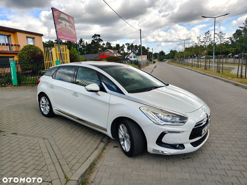 Citroën DS5 THP 155 SoChic - 10