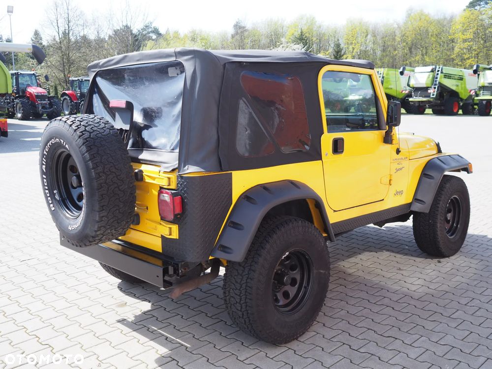 Jeep Wrangler 4.0 Sport - 4
