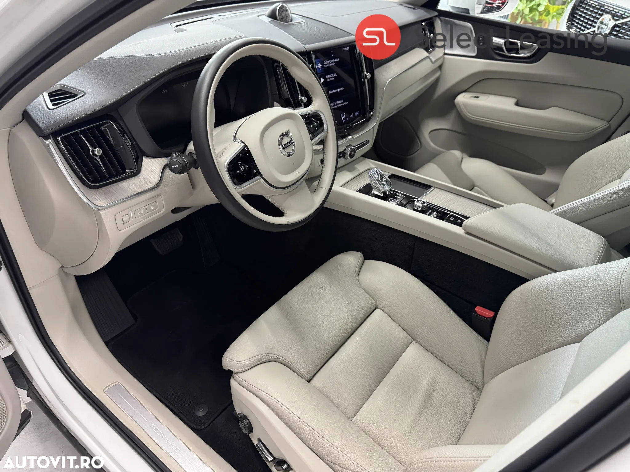 Volvo XC 60 T6 AWD Recharge Geartronic Inscription - 6