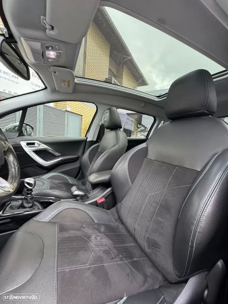 Peugeot 2008 1.2 PureTech Crossway - 20