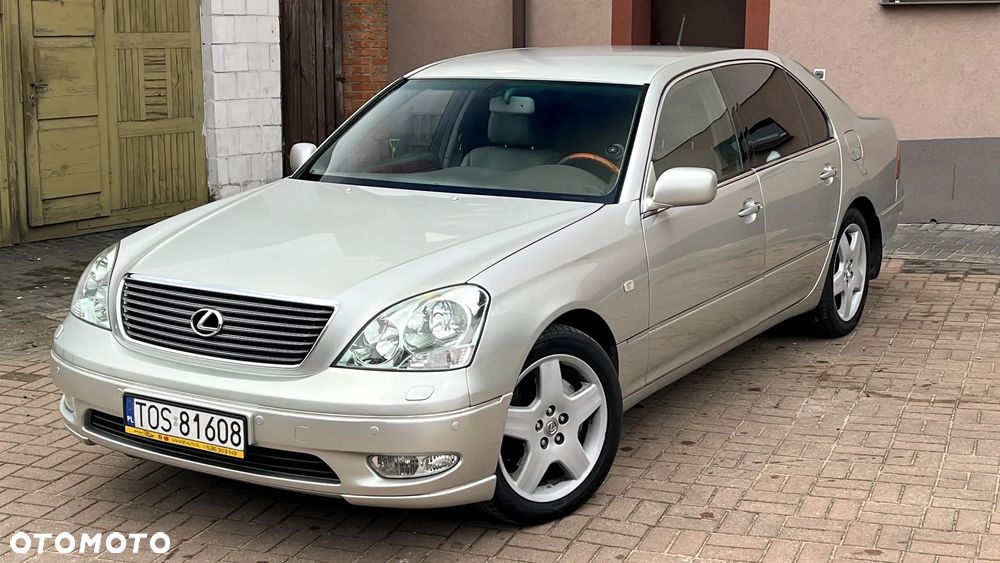 Lexus LS - 13