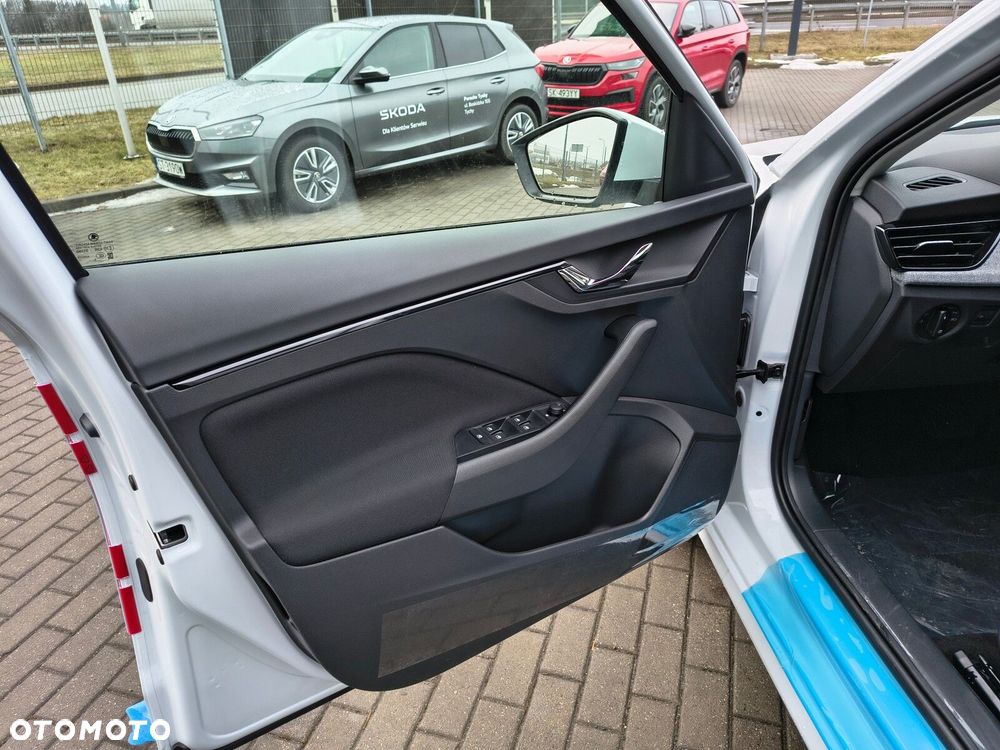 Skoda Kamiq 1.0 TSI Selection DSG - 14