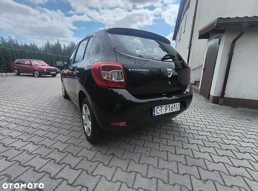 Dacia Sandero - 5