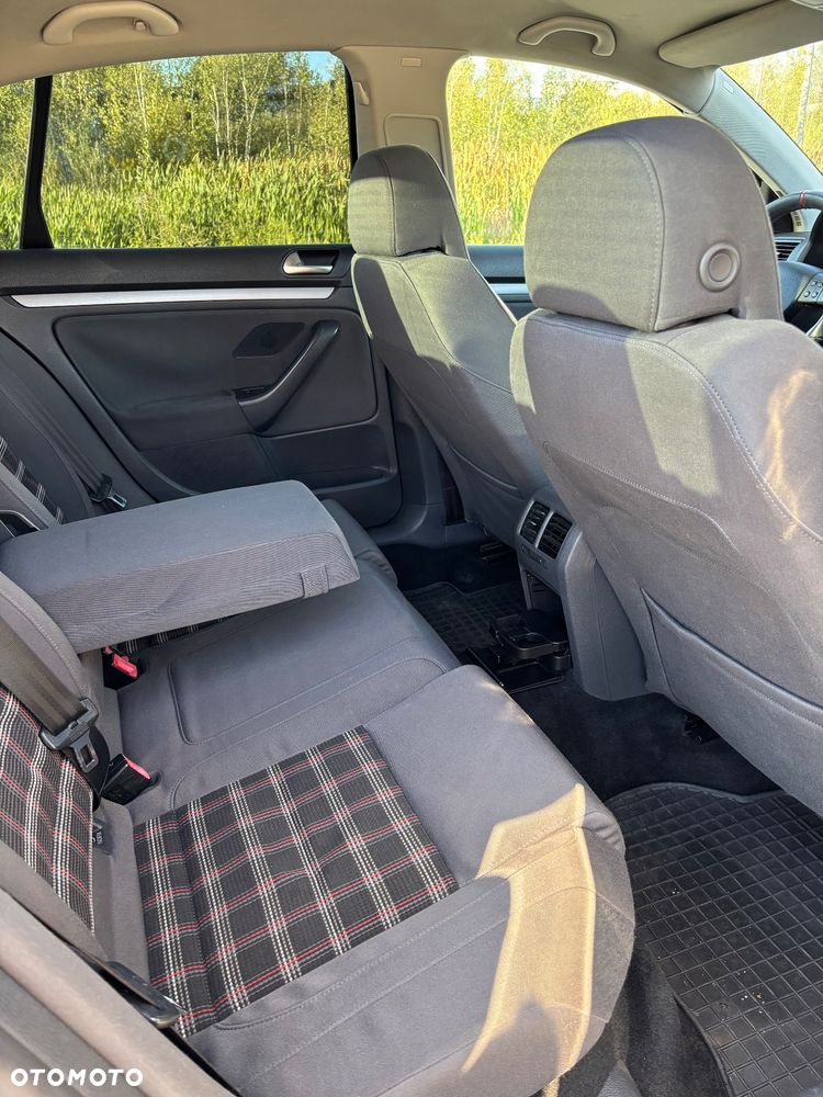 Volkswagen Jetta 1.9 TDI Comfortline - 16
