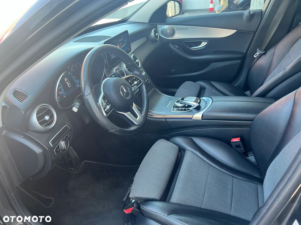 Mercedes-Benz Klasa C 200 d 9G-TRONIC - 15