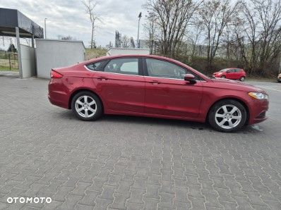 Ford Fusion - 13
