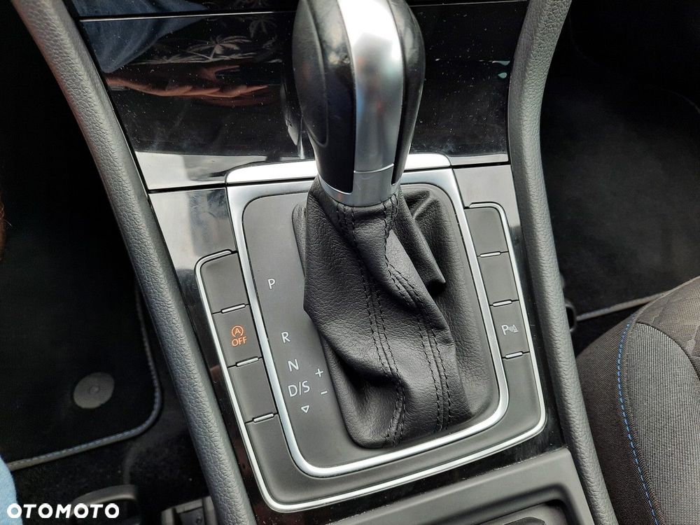 Volkswagen Golf 2.0 TDI DSG Join - 37