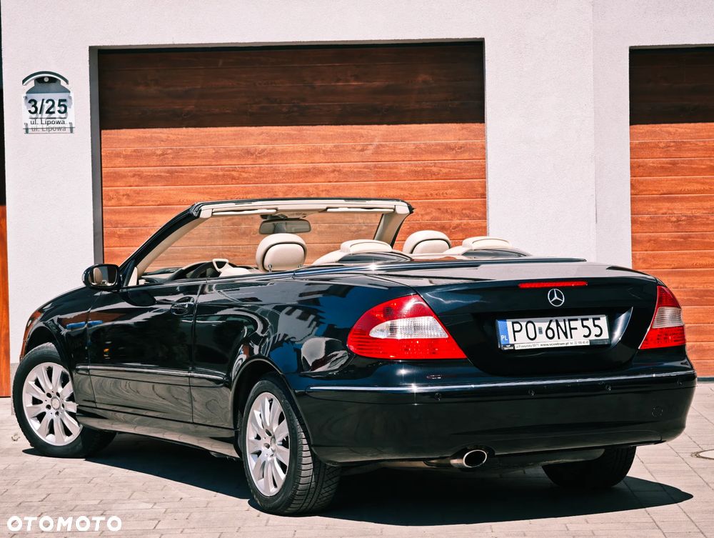 Mercedes-Benz CLK - 15