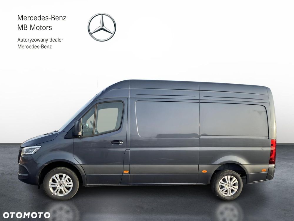 Mercedes-Benz Sprinter - 2