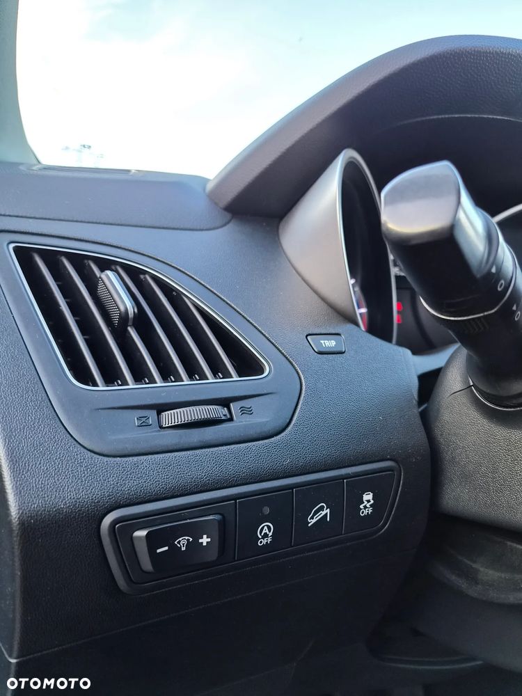 Hyundai ix35 1.6 GDI Premium 2WD - 29