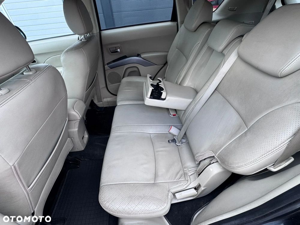 Mitsubishi Outlander 2.0 DID Instyle - 6