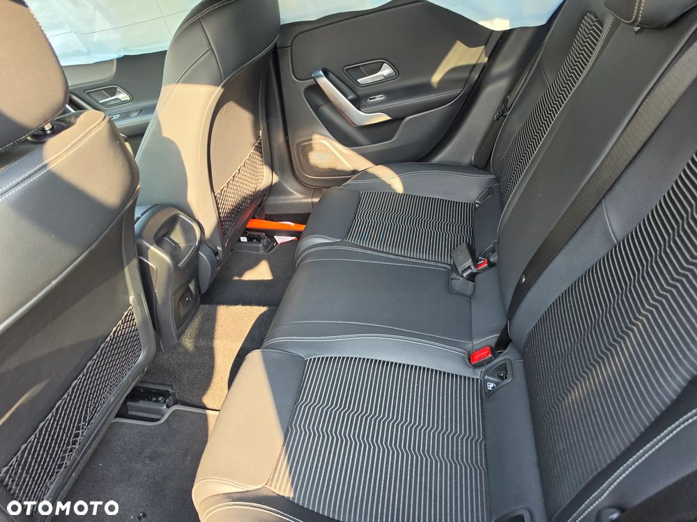 Mercedes-Benz Klasa A 200 Edition 2021 - 12