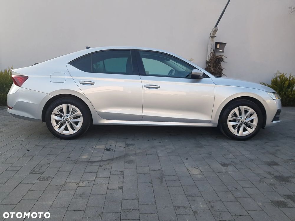 Skoda Octavia ver-1-5-tsi-act-ambition - 13