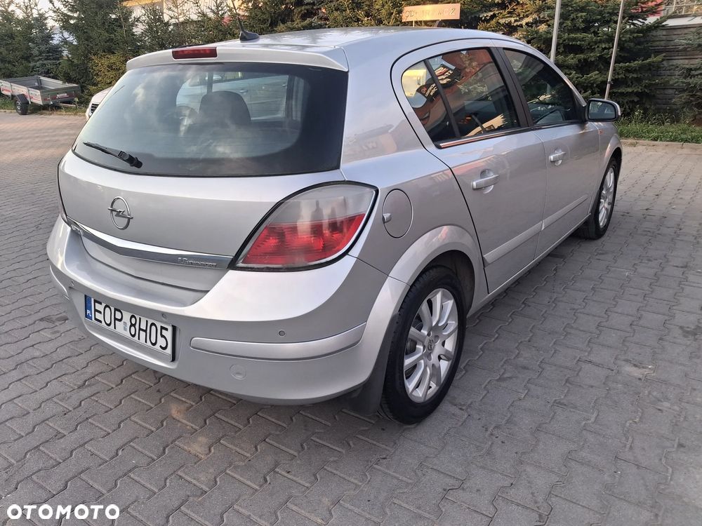 Opel Astra 1.6 Elegance - 29