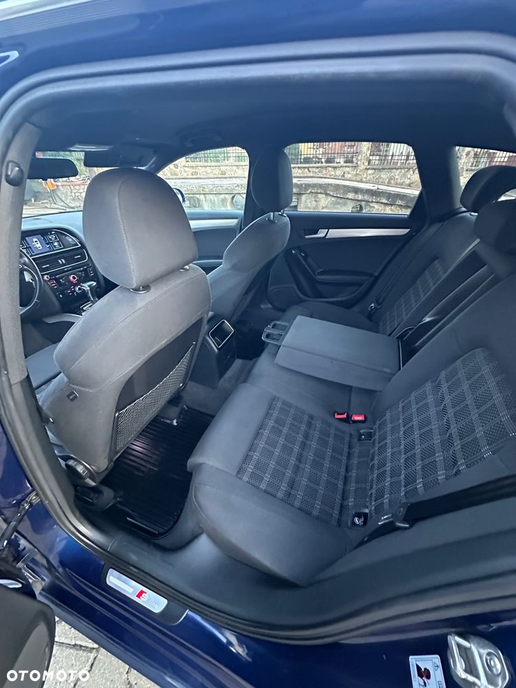 Audi A4 Avant 2.0 TDI Quattro S tronic - 7