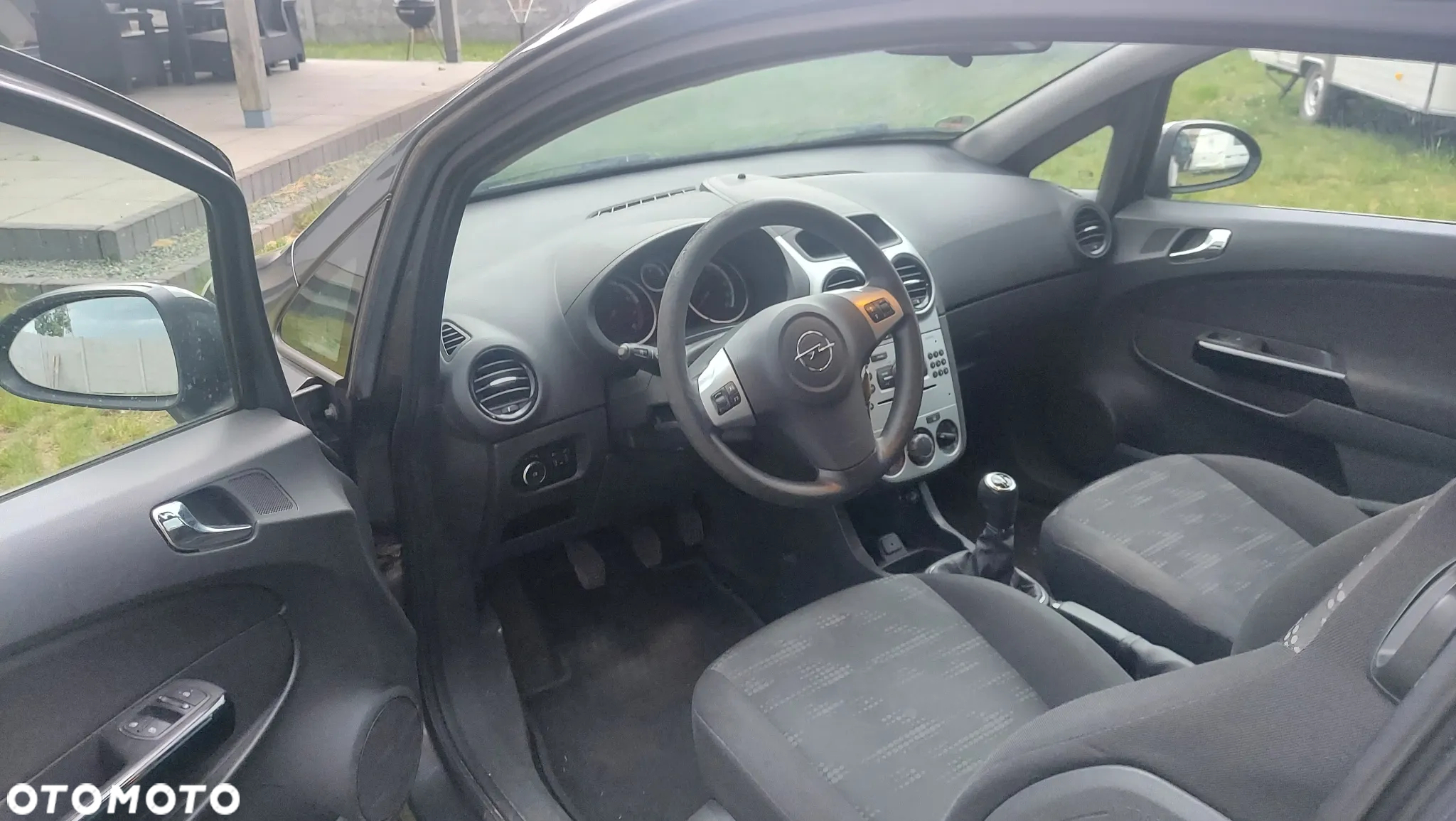 Opel Corsa 1.2 16V Cosmo - 8