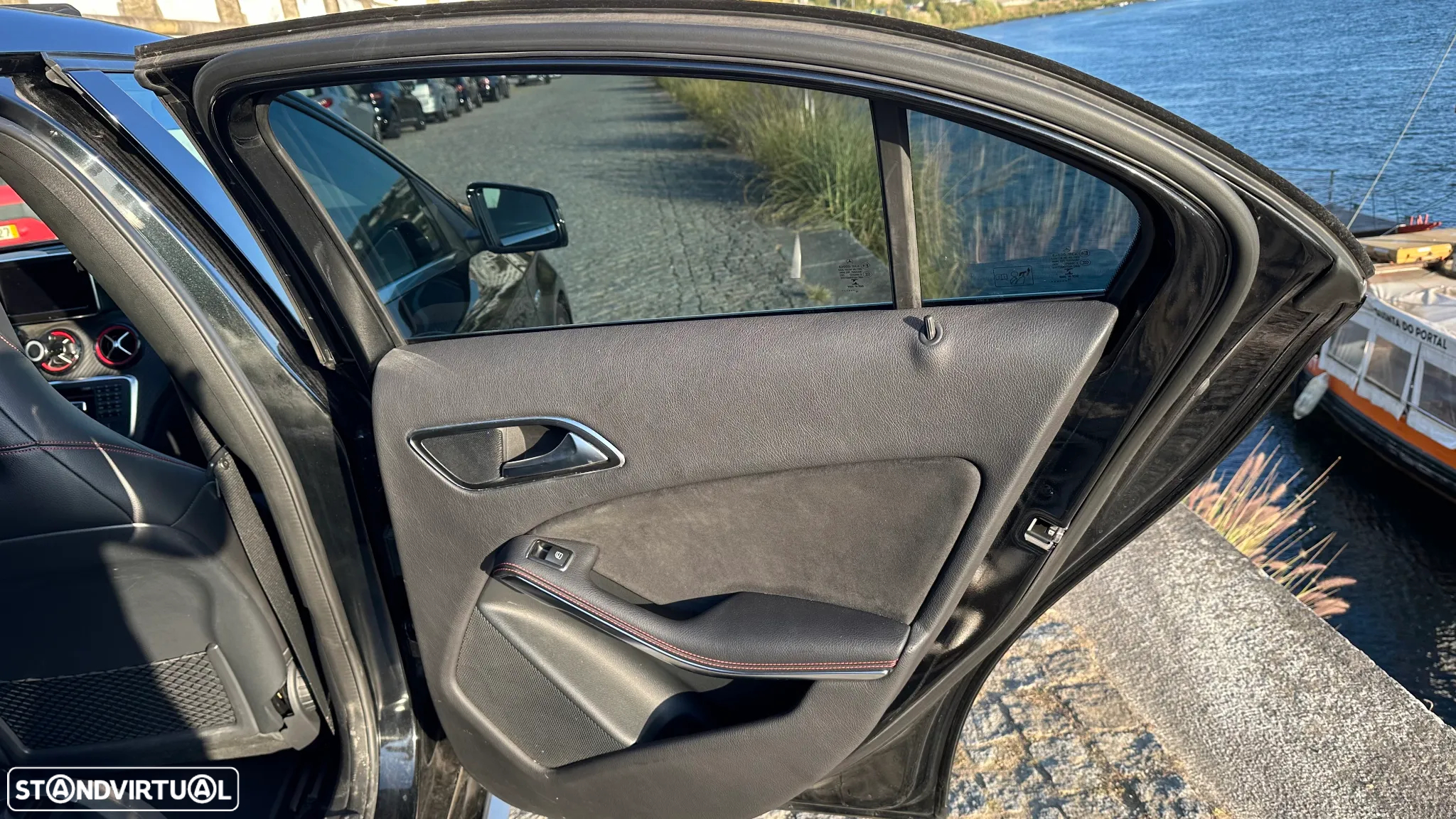 Mercedes-Benz A 45 AMG 4-Matic - 29