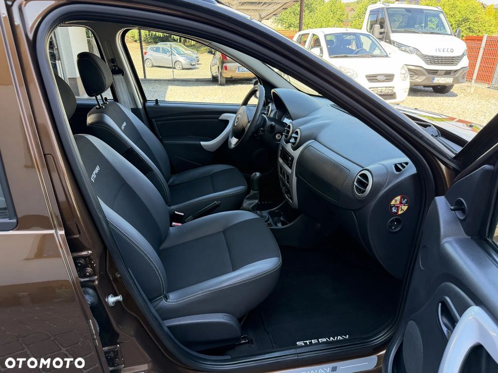 Dacia Sandero - 26
