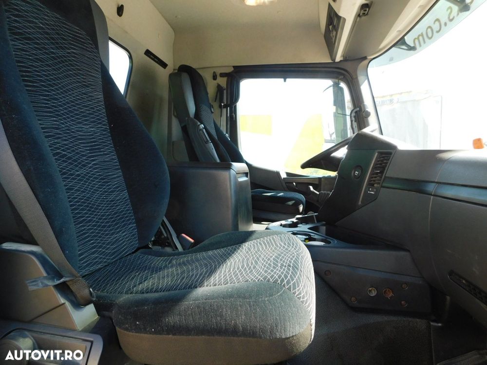 Mercedes-Benz Arocs 3243 - 5