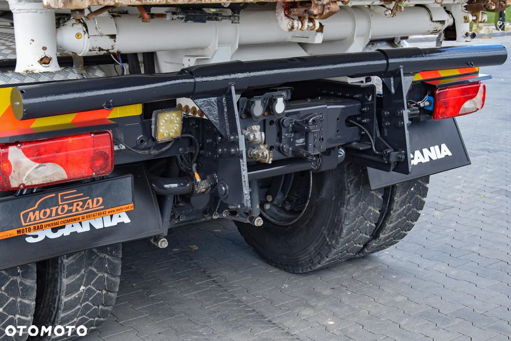Scania P410 / 8x4 / EURO 6 / WYWROTKA / HYDROBURTA / AUTOMAT / KAMERA COFANIA / NAWIGACJA / HAK / NISKI PRZEBIEG / 2016 / SERWISOWANY / SPROWADZONY - 10