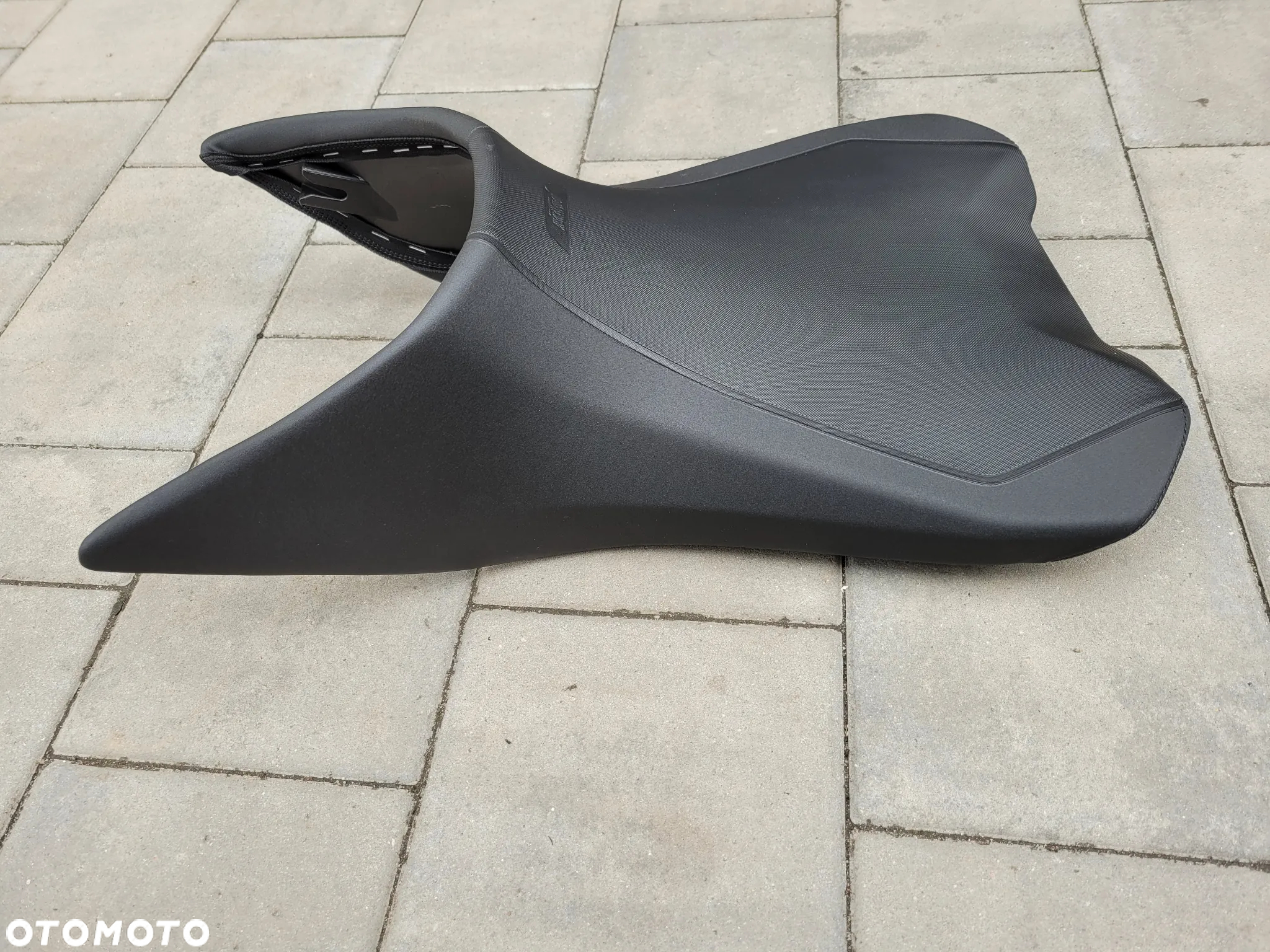 Kanapa, fotel przód, siedzenie kierowcy KTM Super Duke GT 1290 - 6