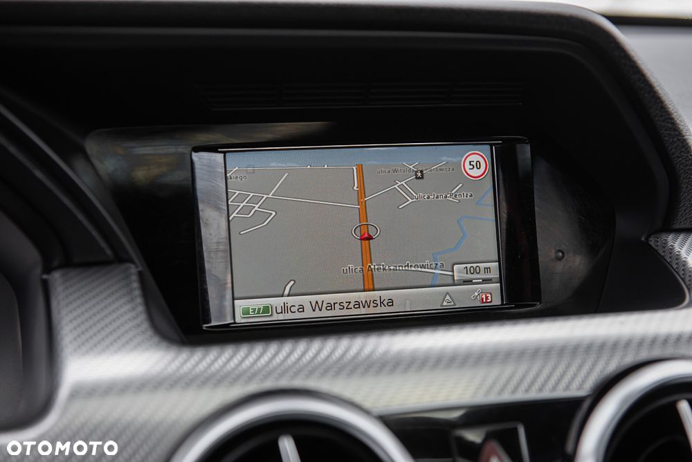 Mercedes-Benz GLK 200 CDI (BlueEFFICIENCY) - 21