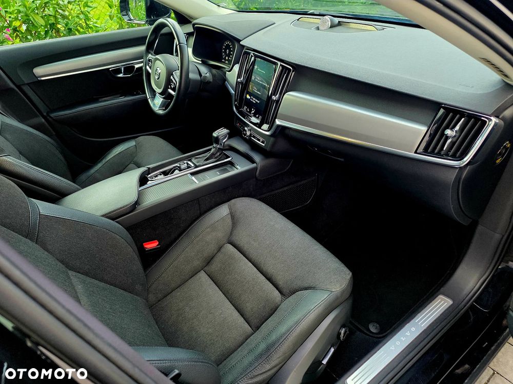Volvo S90 D4 Momentum - 11