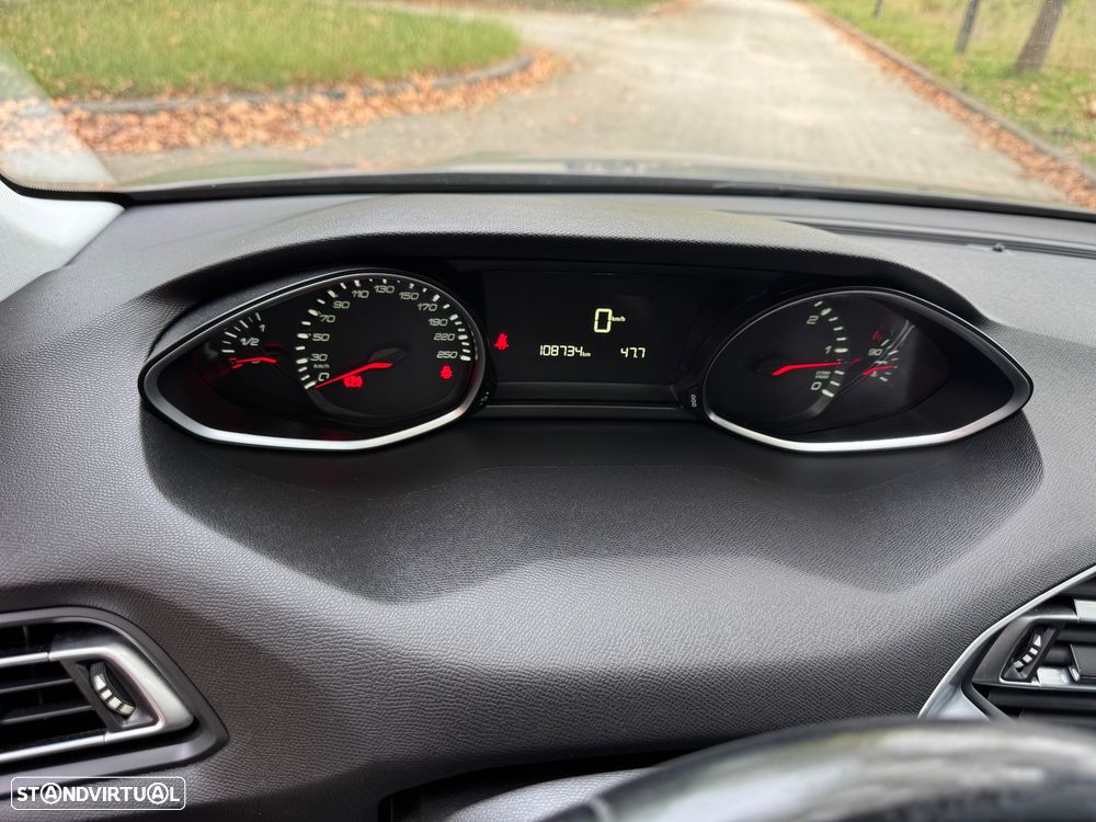 Peugeot 308 SW 1.5 BlueHDi Style - 22
