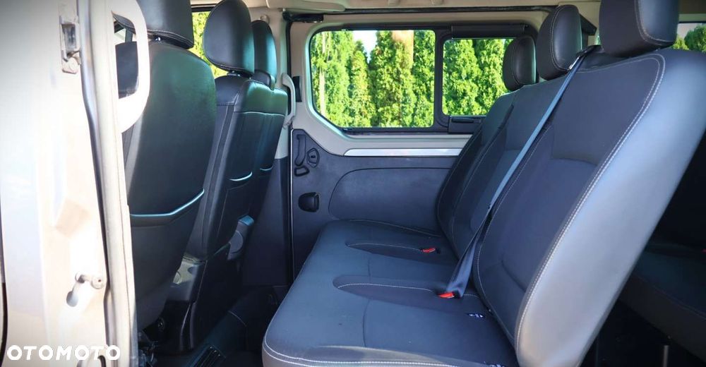 Opel Vivaro - 19