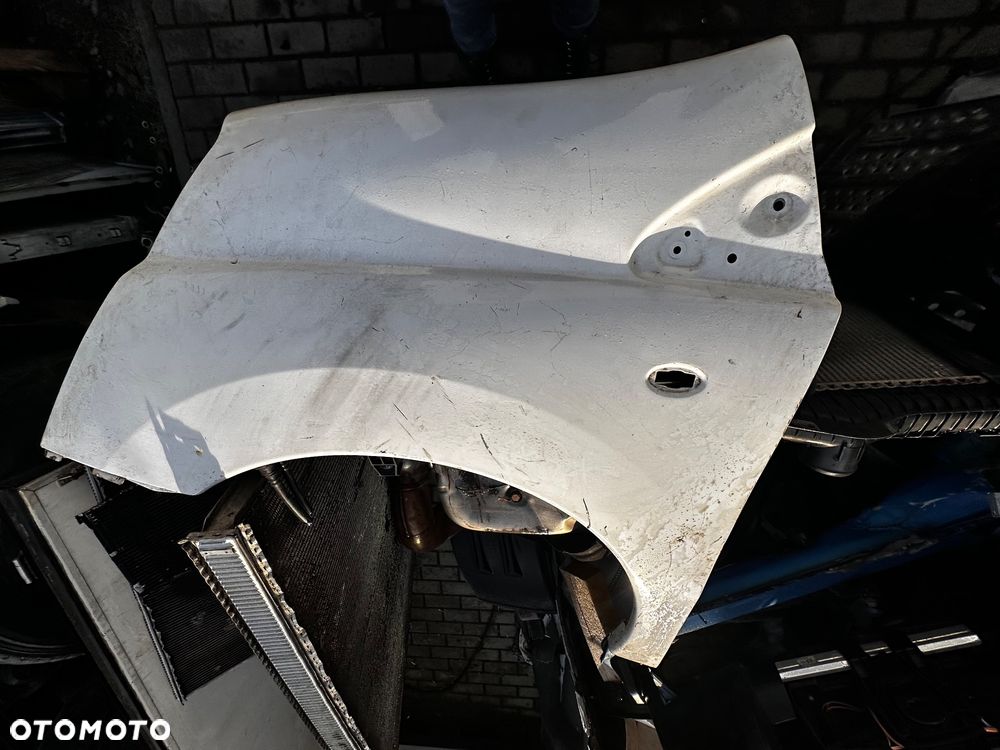 Błotnik lewy przedni Citroen Jumpy III - 1