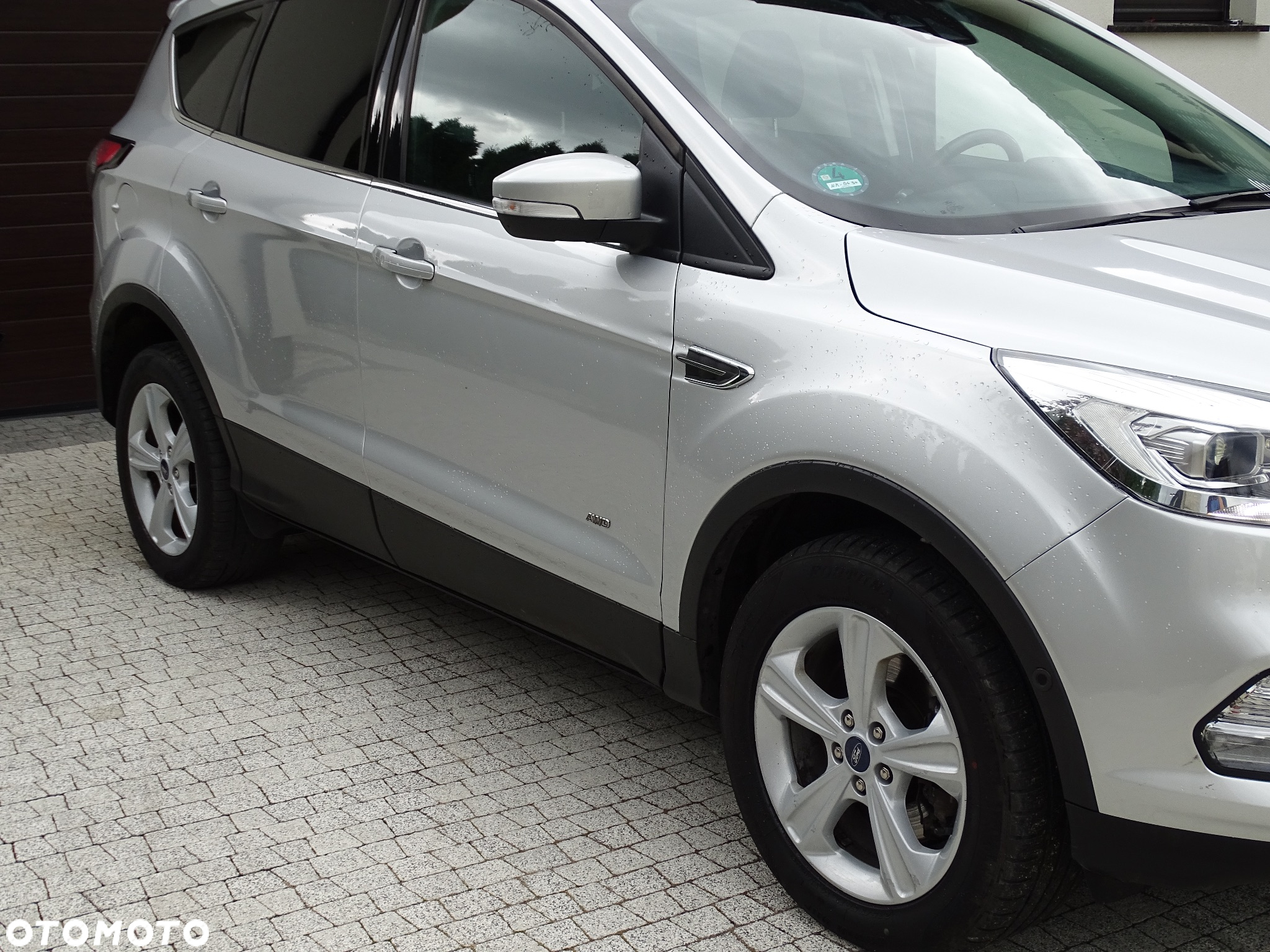 Ford Kuga 2.0 TDCi 4x4 Titanium - 4
