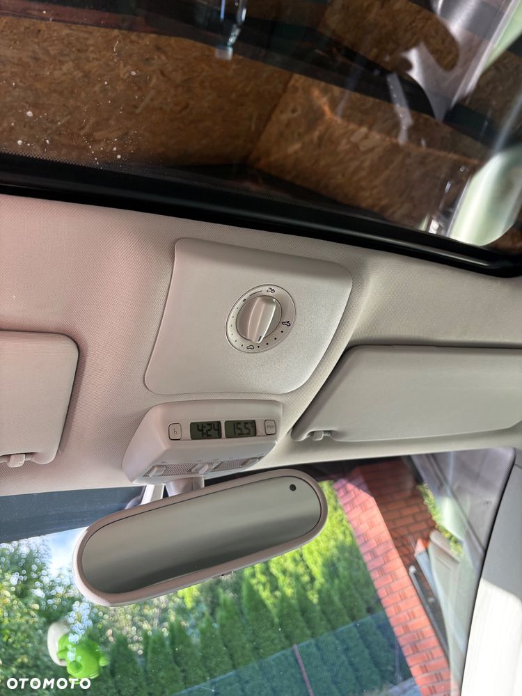 Volkswagen New Beetle 1.8T - 13