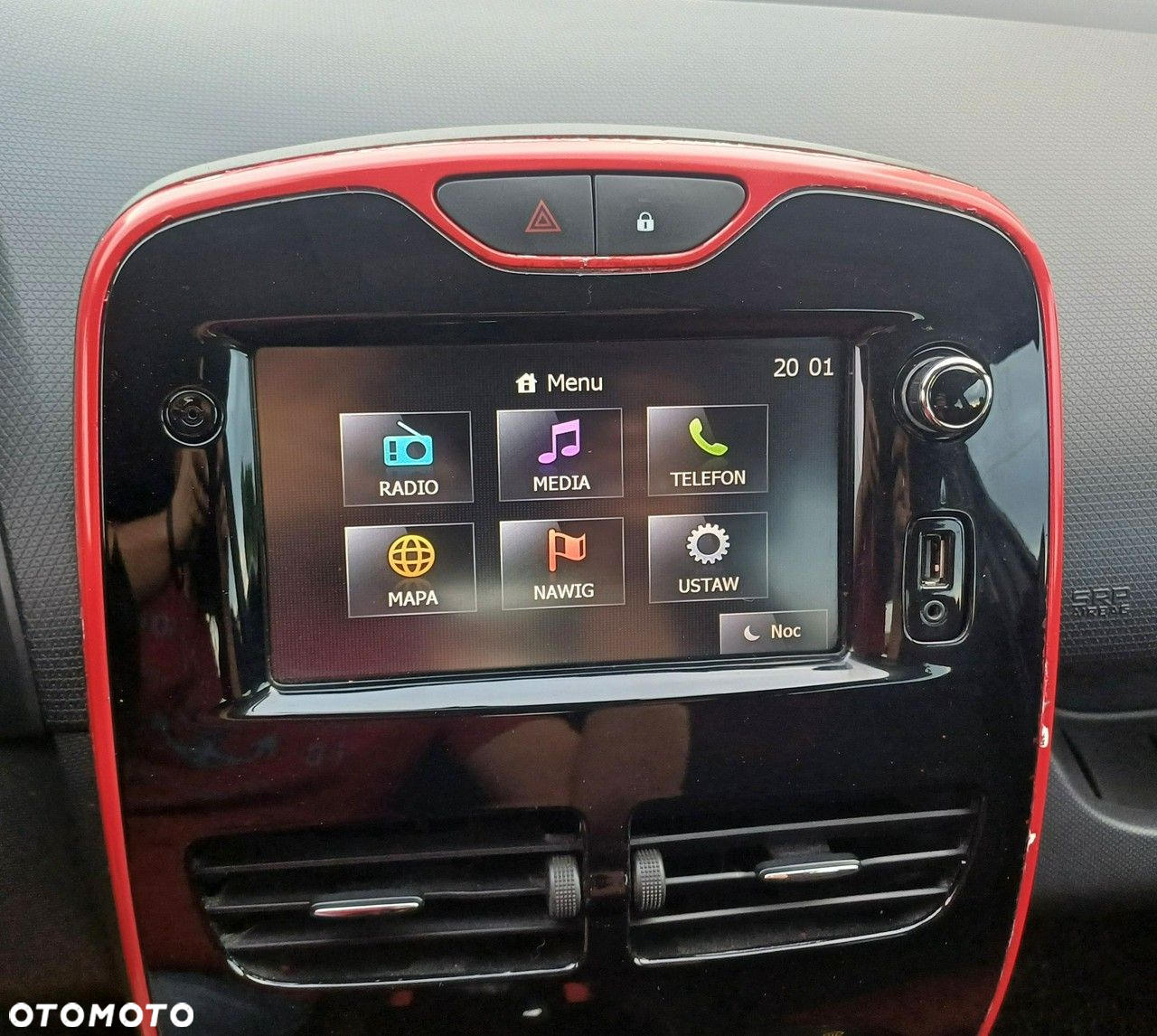 Renault Clio - 18