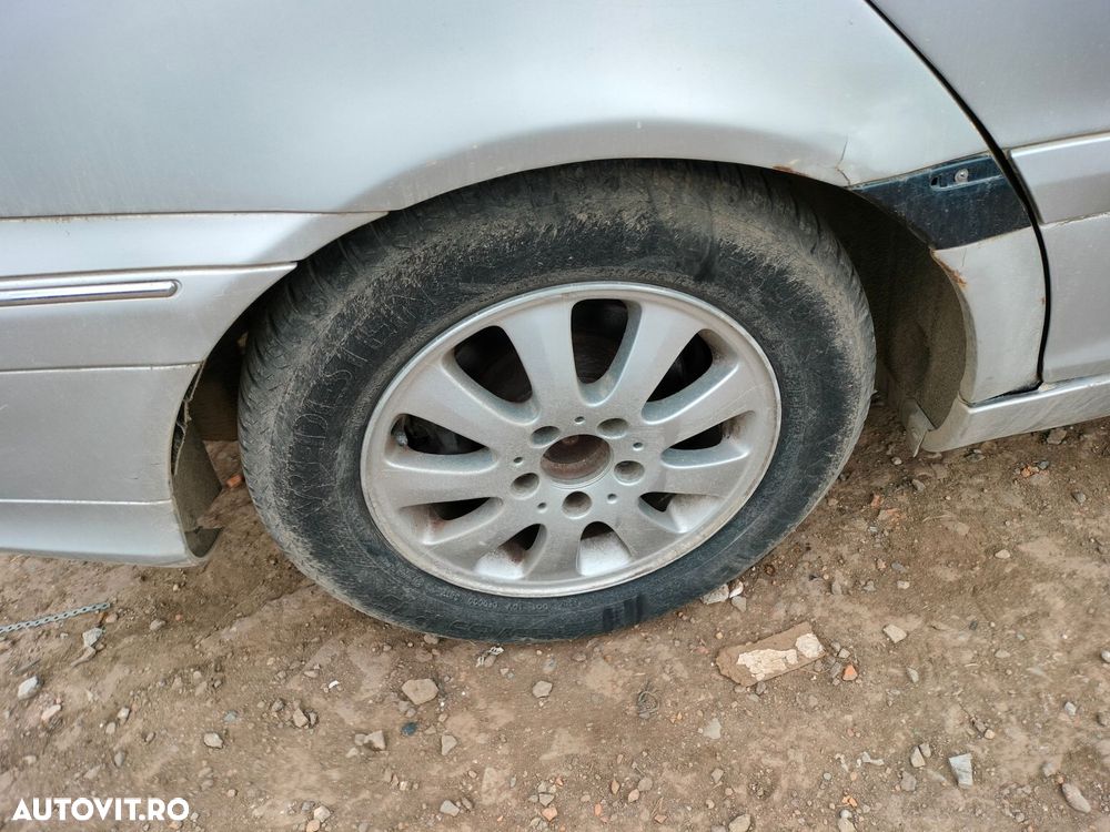 Dezmembrari  Mercedes-Benz C-CLASS (W203)  2000  > 2007 C 200 CDI (20 - 7