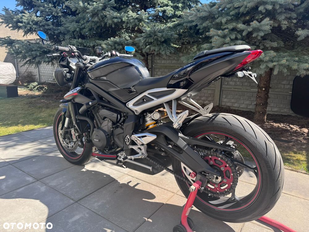 Triumph Street Triple - 5