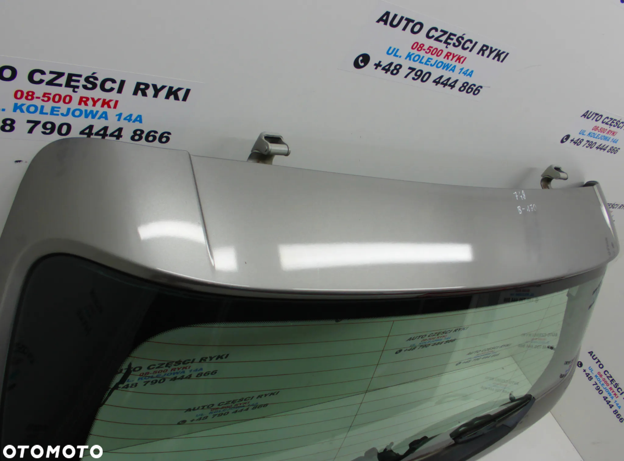 Mercedes B Klasa W245 Klapa bagażnika 748 - 8