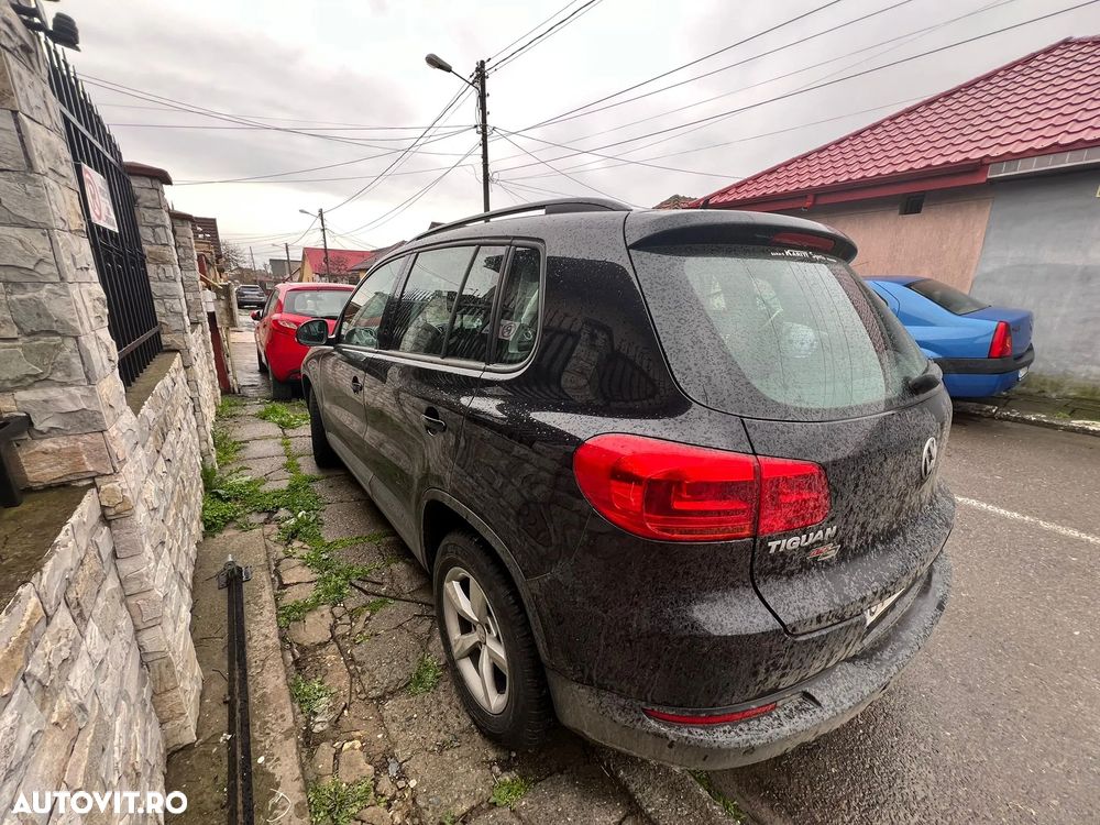 Volkswagen Tiguan - 4