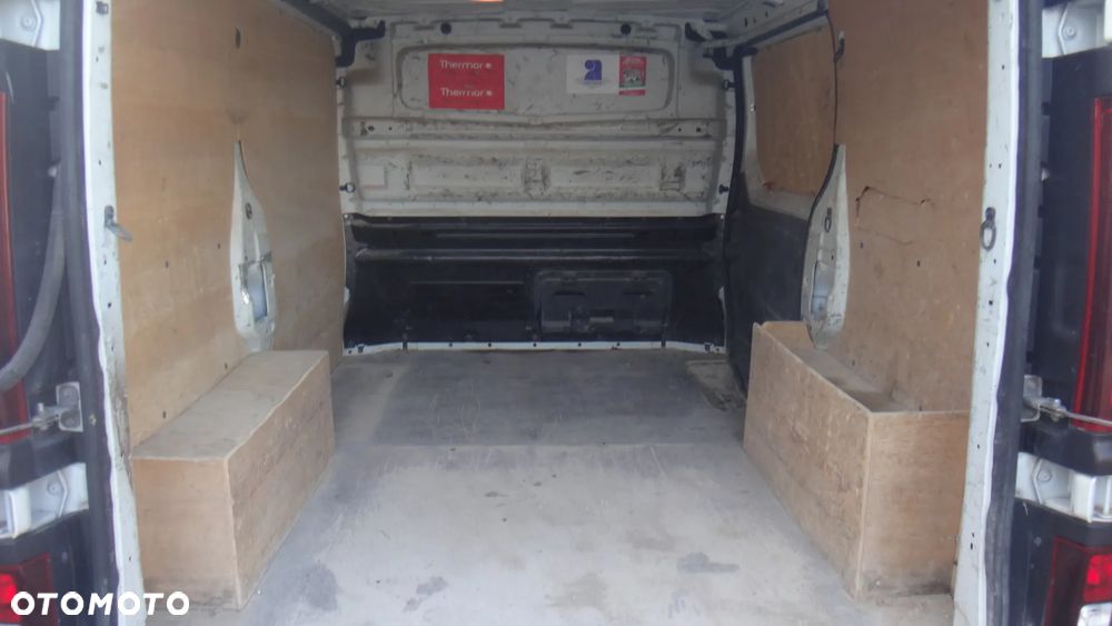 Renault Trafic - 8