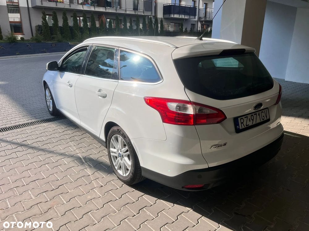 Ford Focus 1.6 SYNC Edition - 27